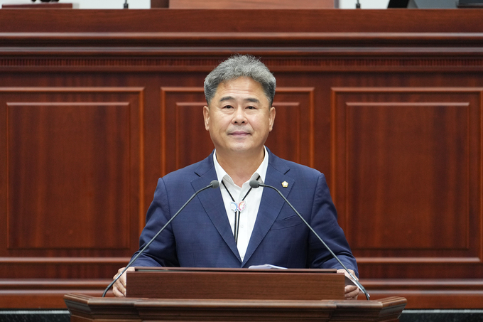 ▲ 경주시의회 오상도 의원이 24일 열린 제293회 경주시의회 임시회 제2차 본회의에서 5분 자유발언을 하고 있다.