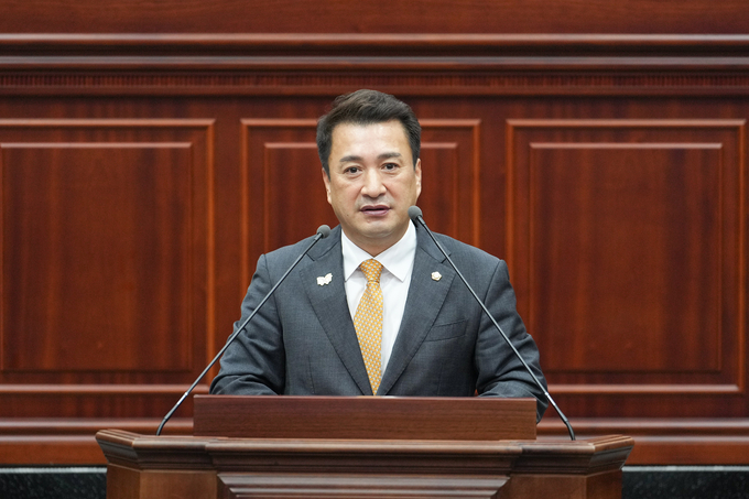 ▲ 경주시의회 최재필 의원이 24일 열린 제293회 경주시의회 임시회 제2차 본회의에서 5분 자유발언을 하고 있다.