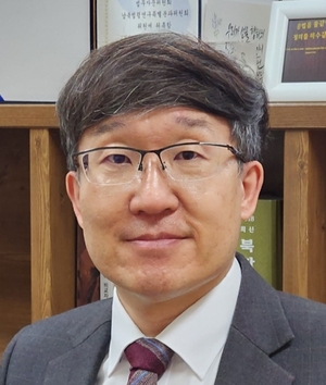 ▲ 송인호 한동대학교 법학부 교수