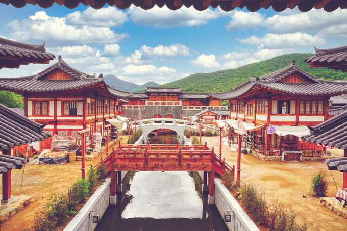 ▲ 드라마 ‘환혼’ 주요 촬영지로 알려진 마성오픈세트장이 새단장 공사를 진행 중이다.