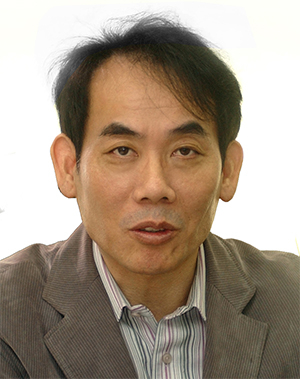 ▲ 윤일현 시인·윤일현교육문화연구소 대표