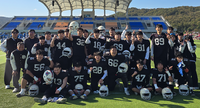 ▲ 경일대학교 KIU스포츠단 미식축구부 ‘블랙베어스’가 제65회 전국대학미식축구선수권대회(타이거볼) 8강전에서 성균관대(ROYALS)를 24대 0으로 완파하며 4강 진출에 성공했다. 경일대.