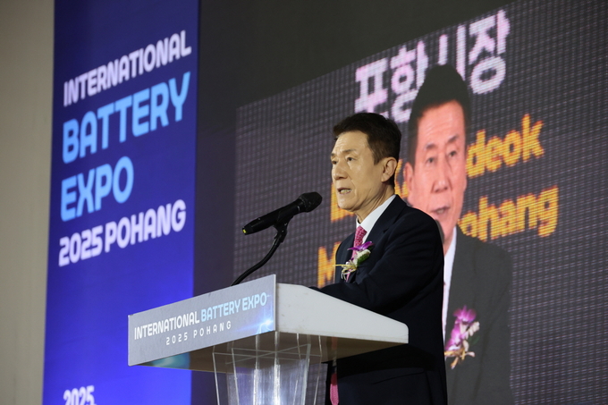 ▲ ‘국제 배터리 엑스포 2025 포항’이 포스텍 대학체육관에서 3일 개막했다.