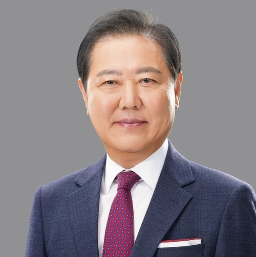 ▲ 남 의원은 4일 “지난 9월 감사원이 울릉공항의 활주로 안전성 확보 문제를 공식 지적한 만큼, 정부와 관계기관이 보다 현실적인 보완책을 마련해야 한다”며 “지역구 의원으로서 도민의 안전 확보를 위해 다각적인 노력을 기울이고 있다”고 밝혔다.