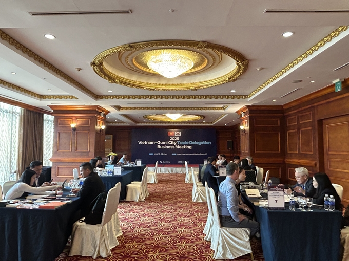 ▲ 구미시가 베트남 하노이와 호치민 현지에 무역사절단을 파견해 총 78건, 1304만달러 규모의 수출상담을 진행하고, 이 가운데 485만달러 상당의 수출 양해각서(MOU) 9건을 체결하는 성과를 거뒀다.(사진은 하노이 수출상담 현장)