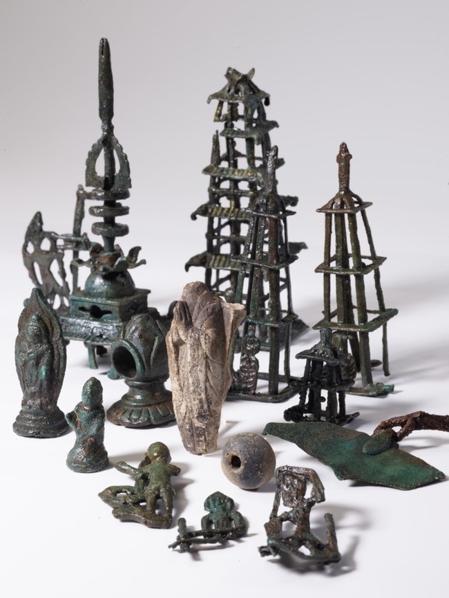 ▲ 삼성현역사문화관 특별기획전 ‘삼성현(三聖賢)이 건네는 위로’ 展 전시유물(고려시대 경산 불굴사 삼층석탑 출토유물). 경산시.