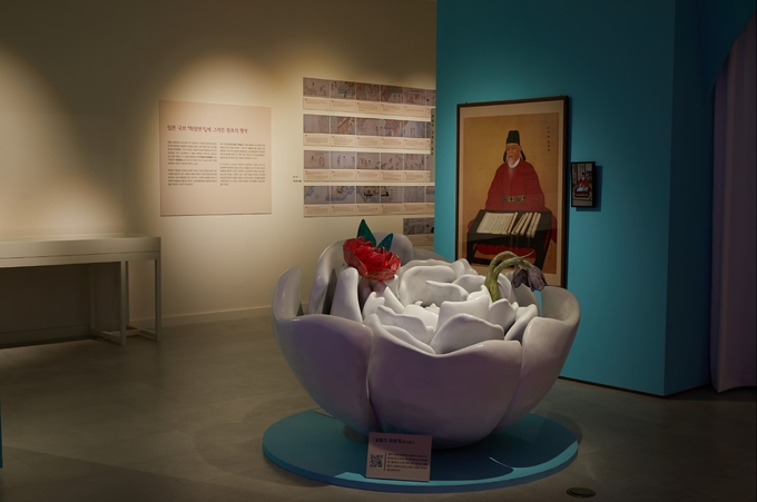 ▲ 삼성현역사문화관 특별기획전 ‘삼성현(三聖賢)이 건네는 위로’ 展 전시장 전경. 경산시.