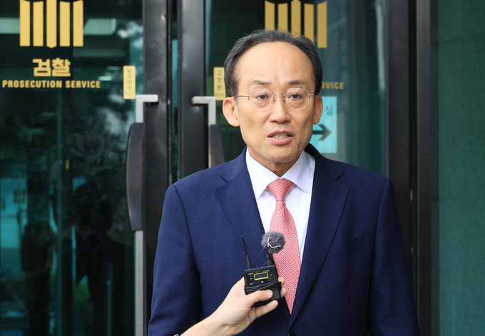 ▲ 국민의힘 추경호 전 원내대표가 31일 서울 서초구 서울고검에 마련된 조은석 내란특별검사팀 사무실에서 조사를 마치고 나와 기자의 질문에 답하고 있다.연합