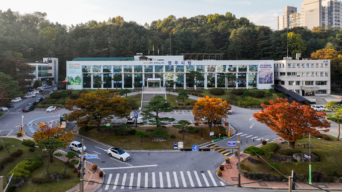 ▲ 영주시가 내년부터 전입신고 한 번으로 지방세 자동납부와 전자송달을 동시에 신청할 수 있는 새로운 제도를 시행한다.