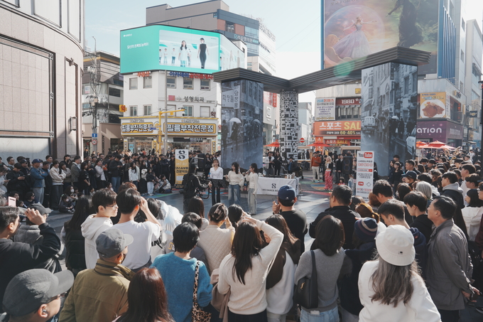 ▲ 11월 16일 대구 동성로 28아트스퀘어에서 대구경북스트릿댄스협회가 ‘2025 LMS 댄스 버스킹 in 동성로’를 개최했다.