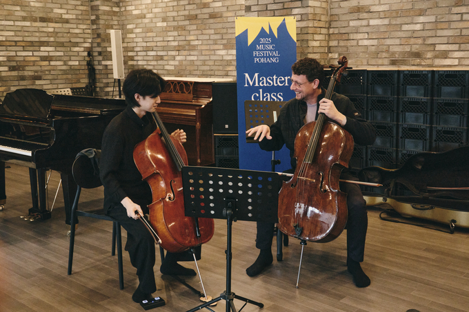 ▲ 2025 포항국제음악제 마스터클래스(첼로 이슈트반 바르더이)
