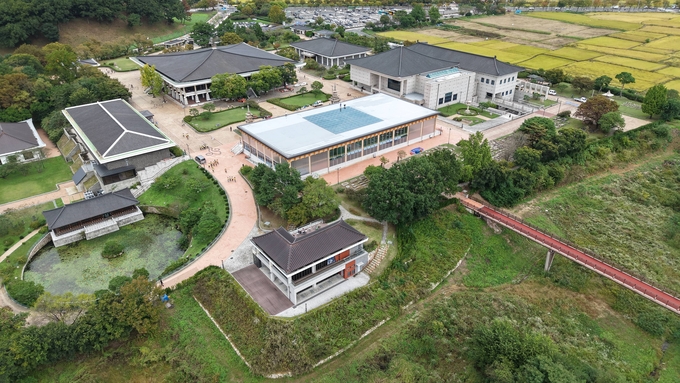 ▲ 국립경주박물관이 APEC특수로 인해 경주지역 인기 관광지 현황 분석결과, 지난해 5위에서 올해는 2위로 뛰어 올랐다. 사진은 국립경주박물관 전경. 경주시