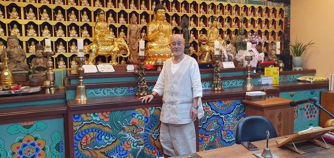 ▲ 경북일보와 인터뷰하는 포항 무상사 마웅스님. 황영우 기자