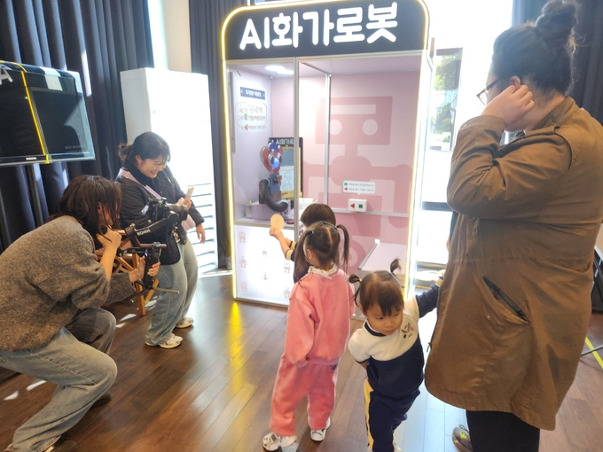 ▲ 포항문화재단(대표이사 이상모)이 주최한 ‘포항시민AI영화제’가 지난 14일부터 16일까지 성황리에 개최됐다.