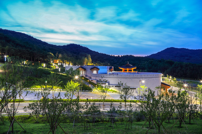 ▲ 경주시 화랑마을이 청소년수련활동인증제에서 2년 연속 전국 우수 운영기관으로 선정됐다. 사진은 화랑마을 전경