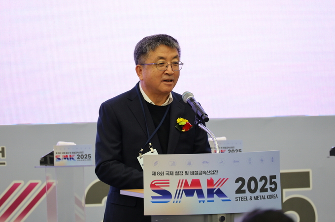 ▲ 개막식에서 개회사를 하고 있는 장상길 포항시 부시장.